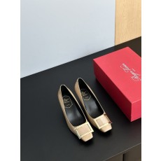 로제 비비에 클래식 버클 굽 하이힐 001-259031
