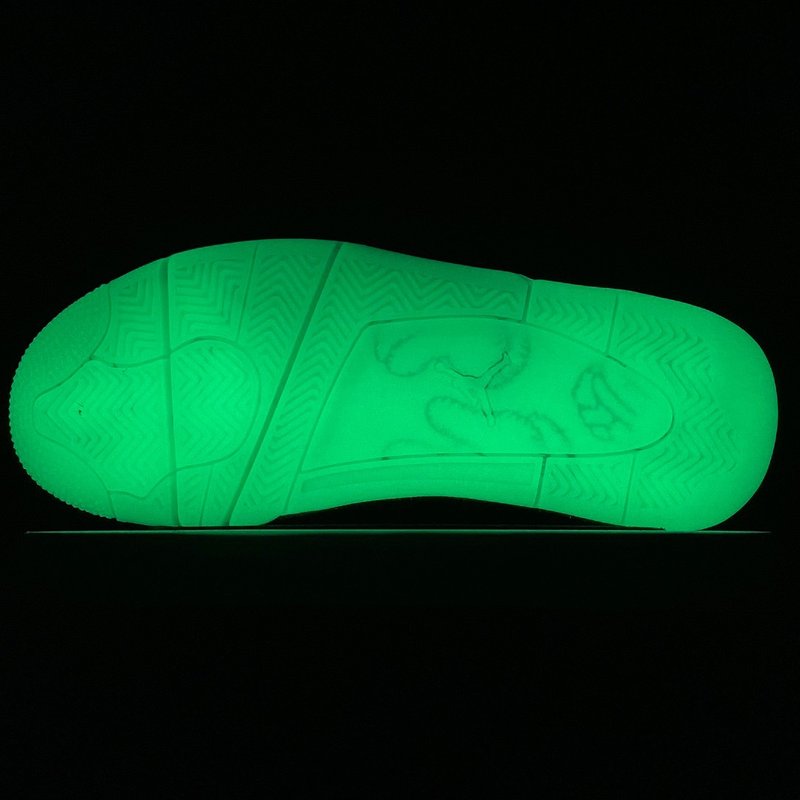 KAWS 콜라보 AJ4 블랙 스웨이드 남성 농구화 001-259443