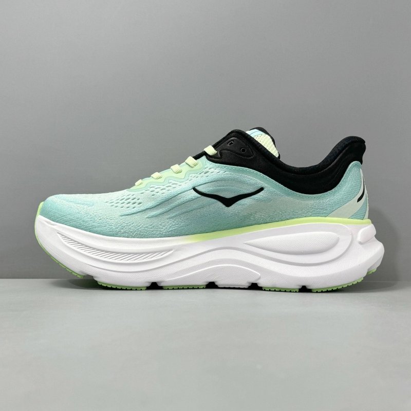 HOKA 본디 9 시리즈 로우탑 러닝화 001-259523