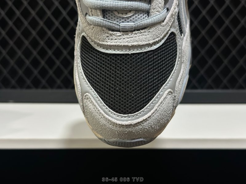 아식스 GEL-NYC 통기성 메쉬 빈티지 러닝화 001-259541