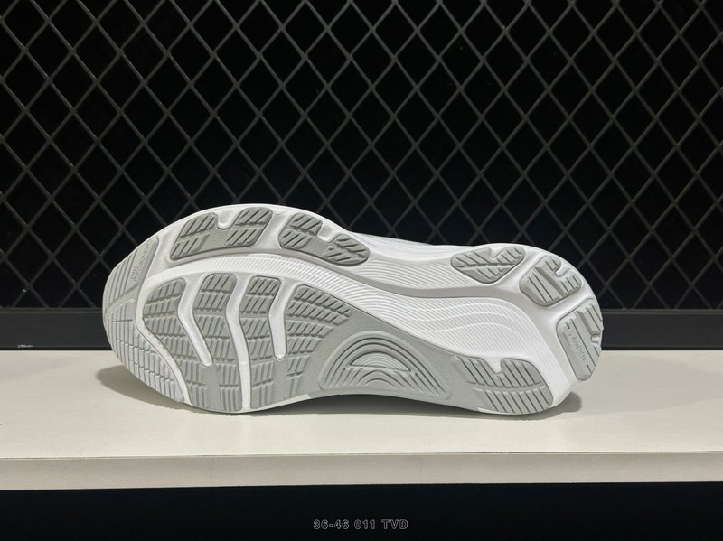 아식스 GEL-KAYANO 32 로우탑 러닝화 001-259599