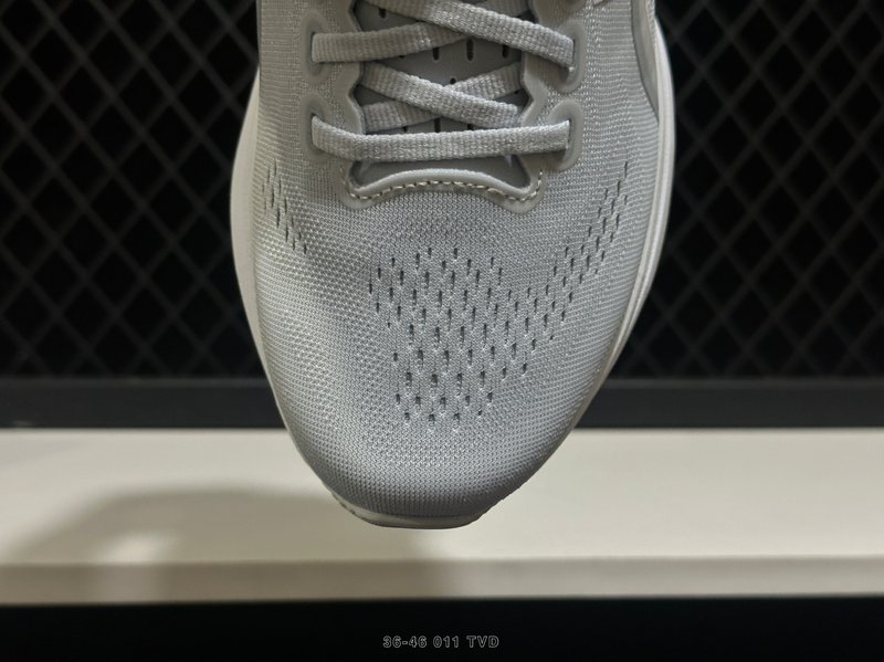 아식스 GEL-KAYANO 32 로우탑 러닝화 001-259599