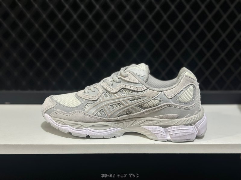 아식스 GEL-NYC 통기성 메쉬 빈티지 러닝화 001-259617