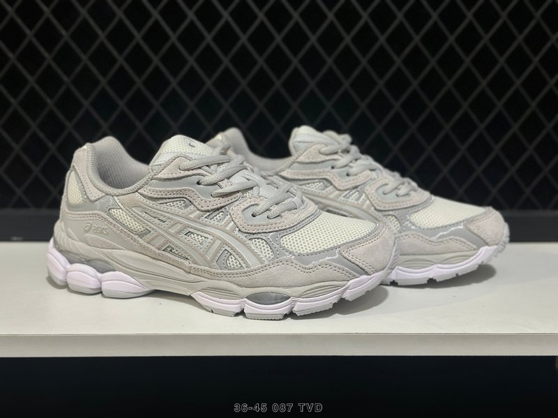 아식스 GEL-NYC 통기성 메쉬 빈티지 러닝화 001-259617