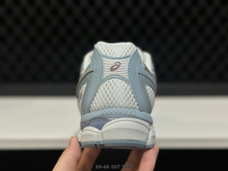 아식스 GEL-NYC 통기성 메쉬 빈티지 러닝화 001-259640