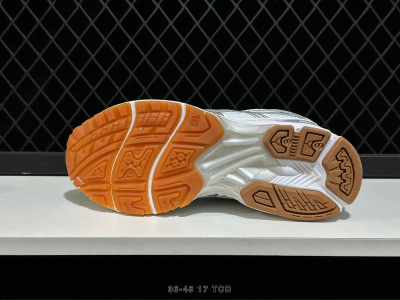 아식스 GEL-KAYANO 14 레트로 러닝화 001-259819