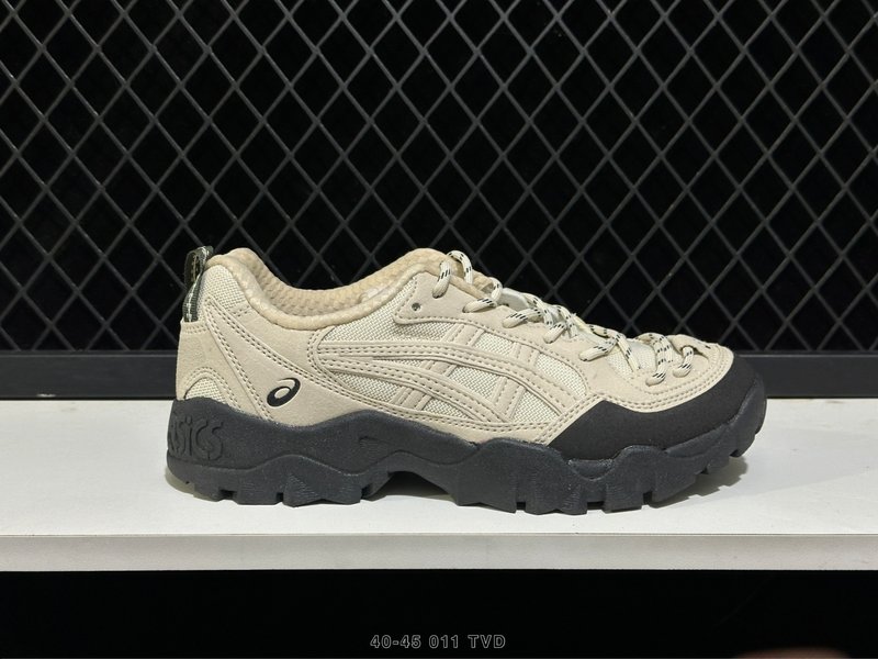 아식스 GEL-PICKAX 아웃도어 트레킹화 001-259838