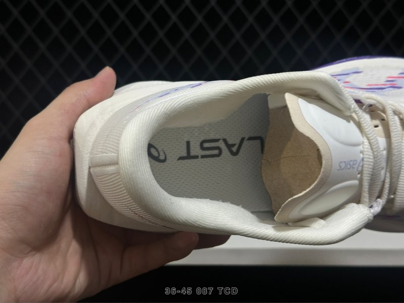 아식스 소닉블라스트 남녀 러닝화 001-259848