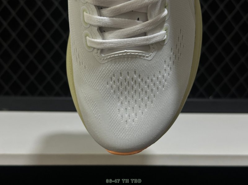 아식스 GEL-KAYANO 32 로우탑 프로 러닝화 001-259861