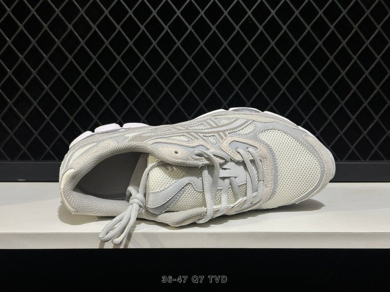 아식스 GEL-NYC 레트로 두꺼운 밑창 운동화 001-260042