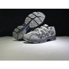 아식스 GEL-CUMULUS 16 두꺼운 밑창 캐주얼 001-260046