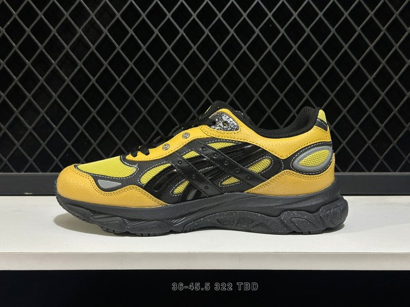 아식스 KITH 콜라보 레트로 러닝화 001-260198