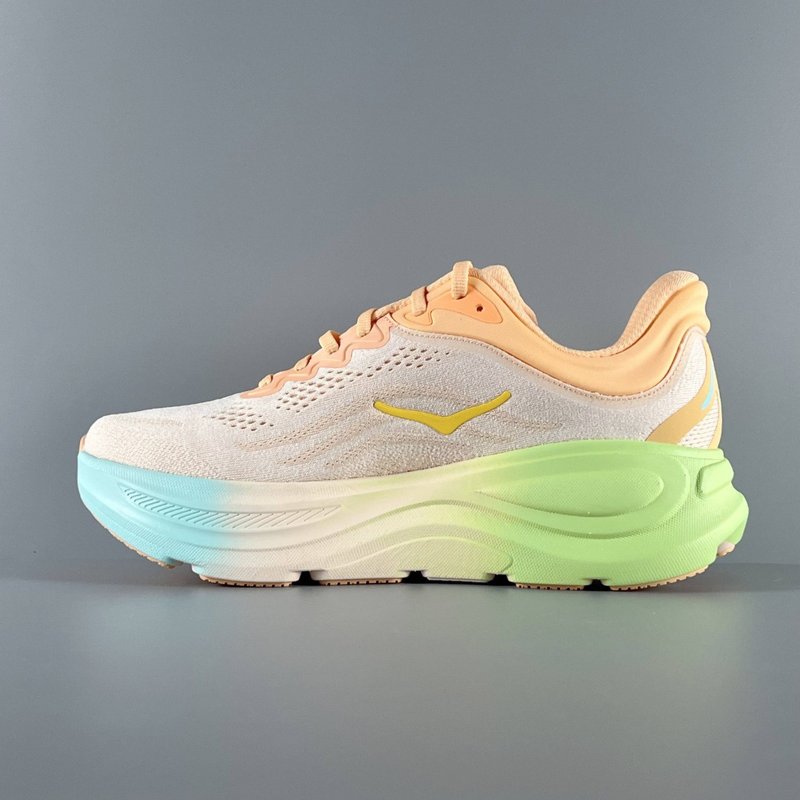 HOKA 본디 9 시리즈 로우탑 러닝화 001-260245