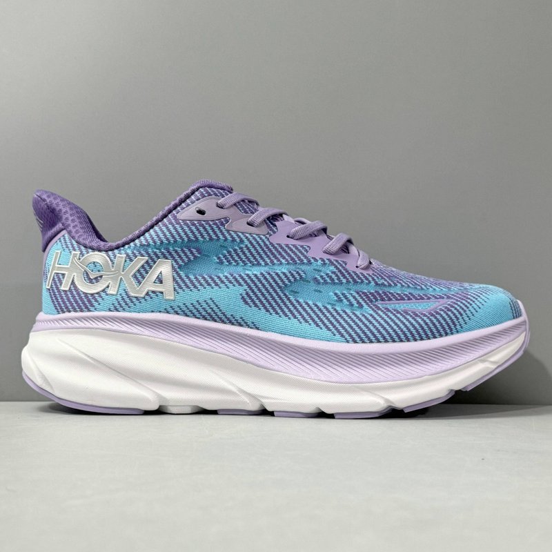 HOKA 클리프톤 9 로우탑 캐주얼 러닝화 001-260250