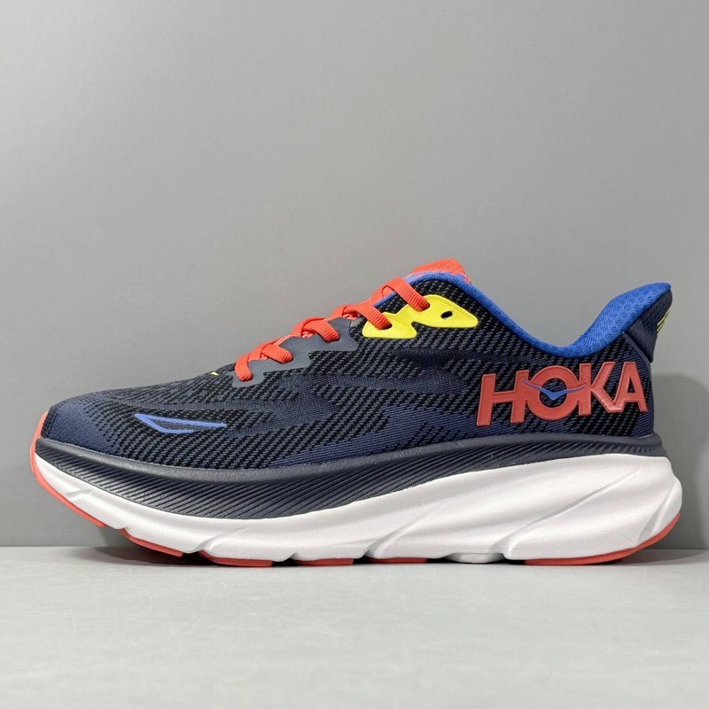 HOKA 클리프톤 9 시리즈 로우탑 러닝화 001-260252