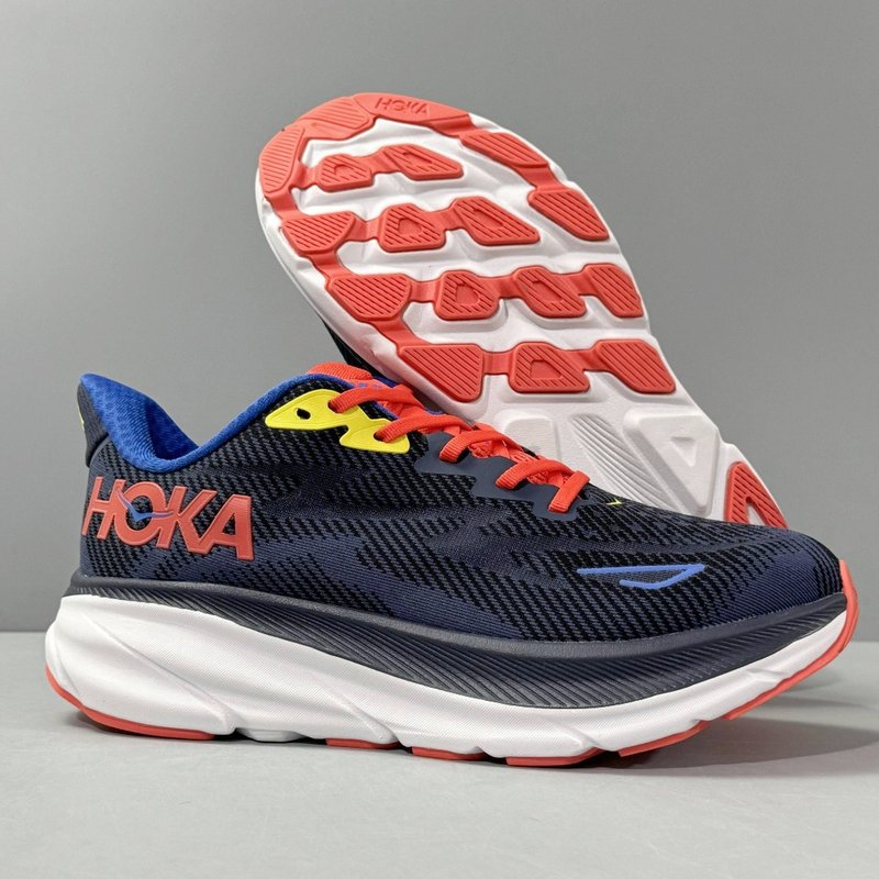 HOKA 클리프톤 9 시리즈 로우탑 러닝화 001-260252