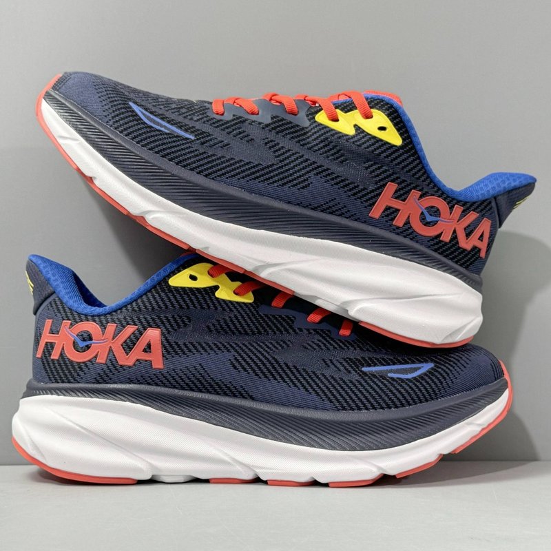 HOKA 클리프톤 9 시리즈 로우탑 러닝화 001-260252