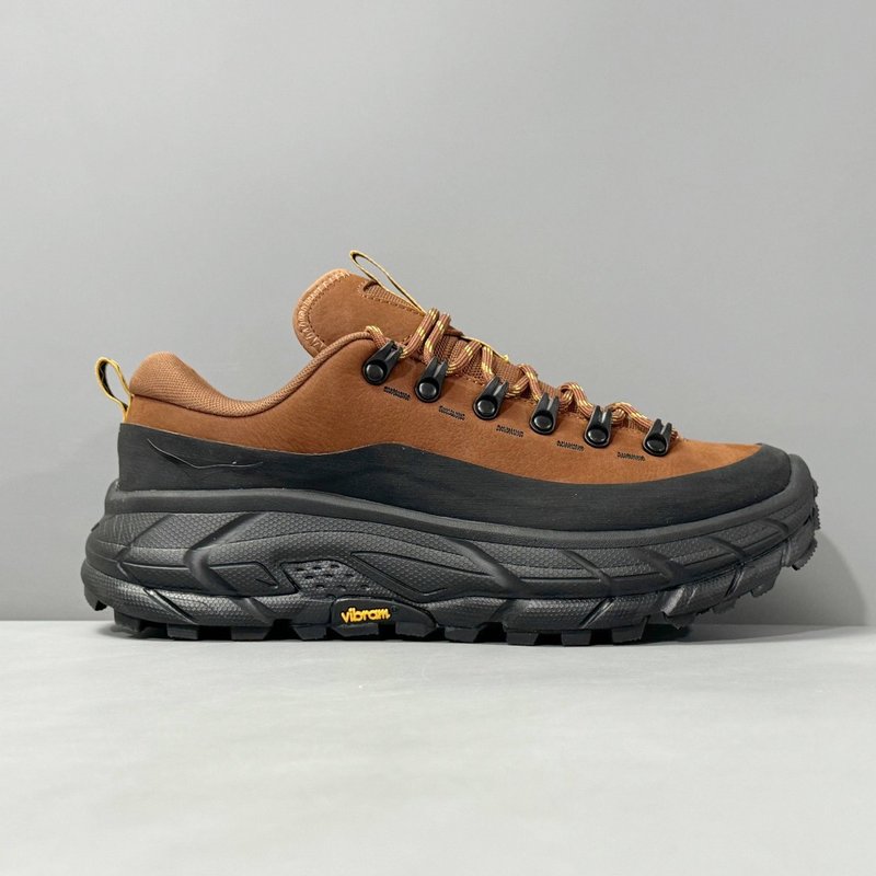 HOKA 아웃도어 방수 스포츠 캐주얼화 001-260303