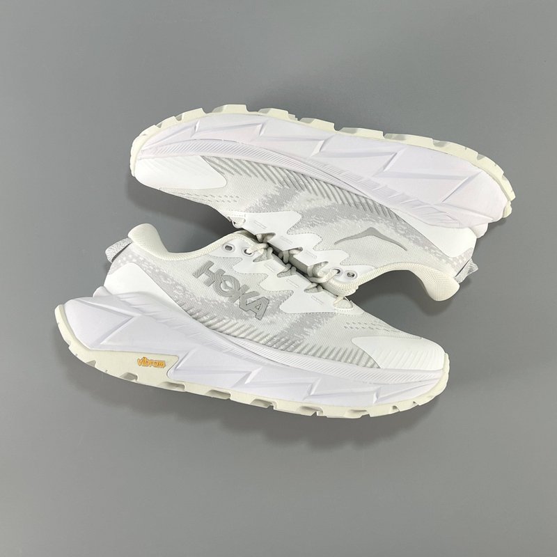 HOKA 스카이라인 화이트 로우컷 아웃도어슈즈 남녀공용 001-260320