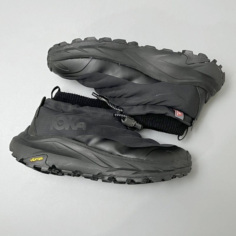 HOKA 카하 미드컷 방수 보온 하이킹 슈즈 001-260345