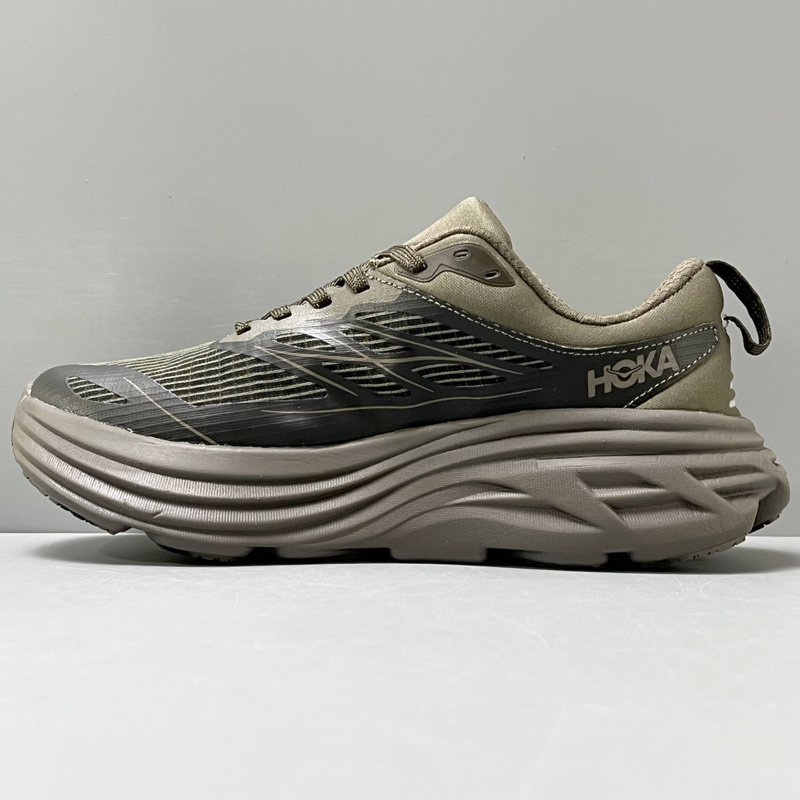 HOKA 본디 8 콜라보 로우탑 러닝화 001-260390