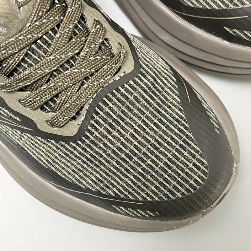 HOKA 본디 8 콜라보 로우탑 러닝화 001-260390