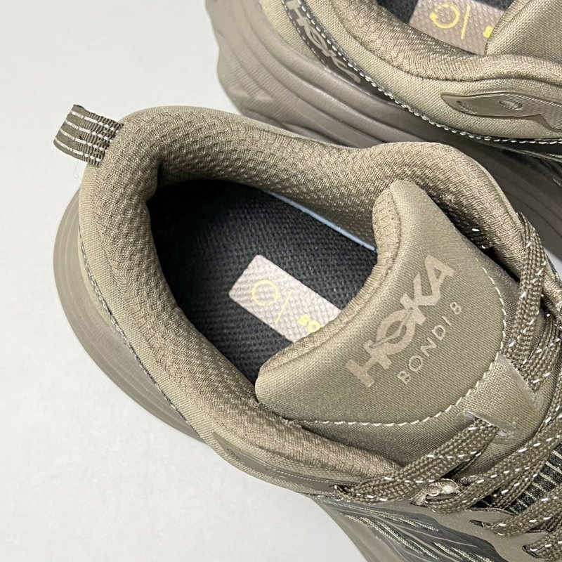 HOKA 본디 8 콜라보 로우탑 러닝화 001-260390