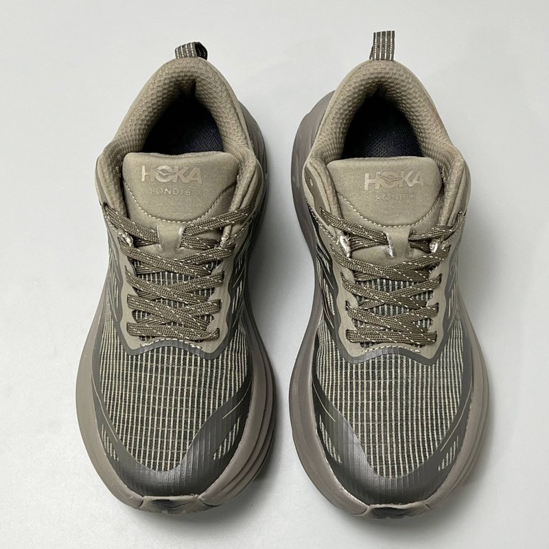 HOKA 본디 8 콜라보 로우탑 러닝화 001-260390