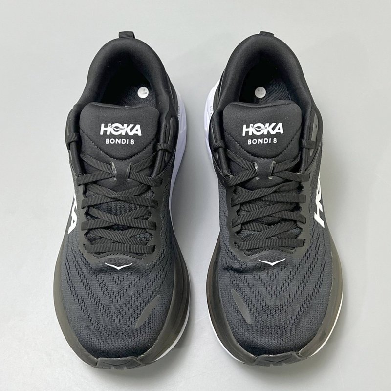 HOKA 본디 8 와이드 쿠션 러닝화 001-260410