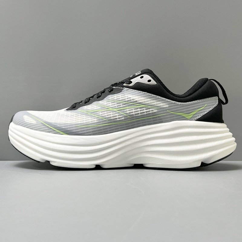 HOKA 본디 8 콜라보 로우탑 러닝화 001-260419