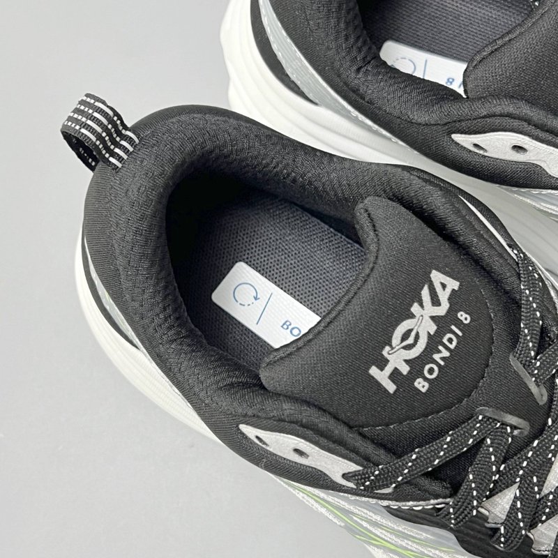 HOKA 본디 8 콜라보 로우탑 러닝화 001-260419