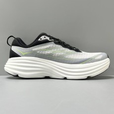 HOKA 본디 8 콜라보 로우탑 러닝화 001-260419