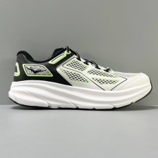 HOKA 클리프톤 9 세대 남녀 공용 러닝화 001-260425