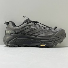 HOKA 본디 8 와이드 로우탑 러닝화 001-260471