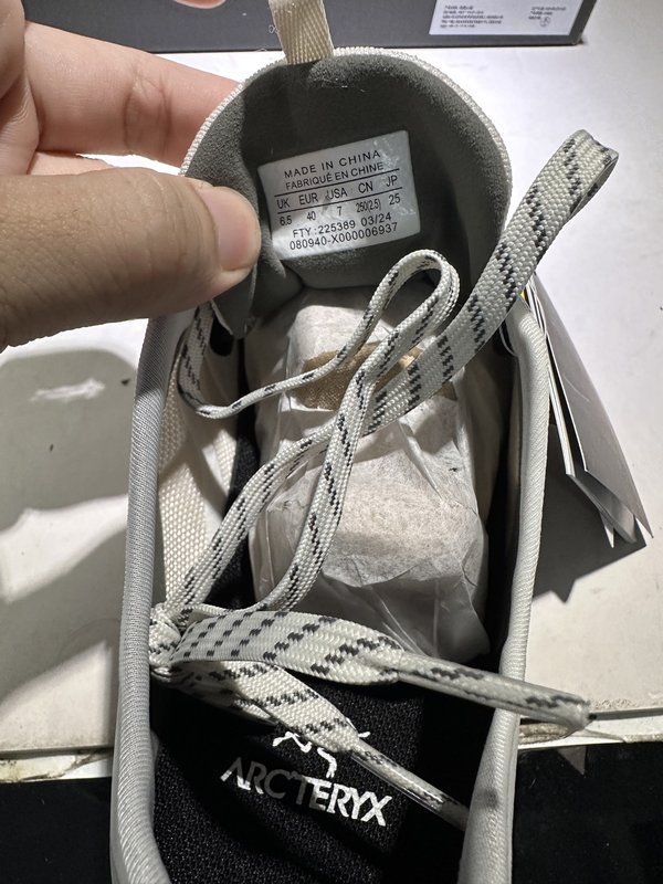 아크테릭스 KONSEAL LT W 남성 트레일 러닝화 001-260502