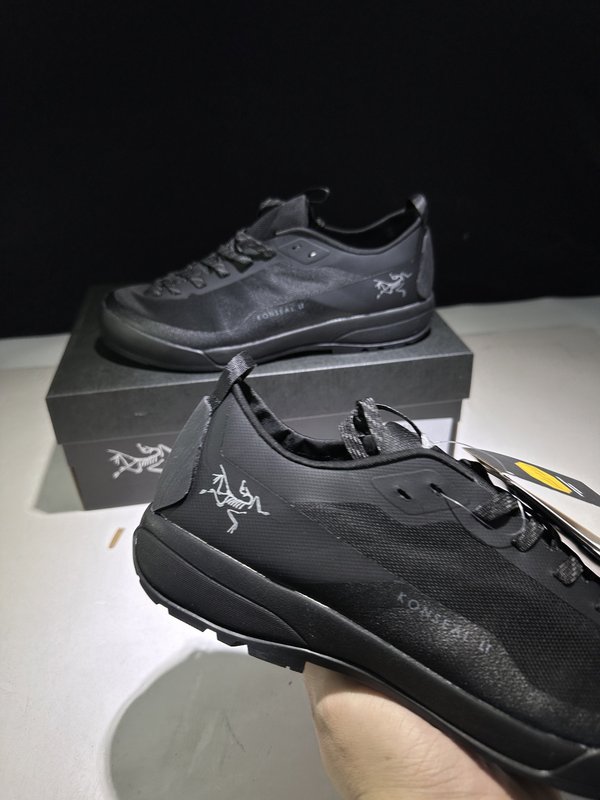 아크테릭스 KONSEAL LT W 남성 트레일 러닝화 001-260503