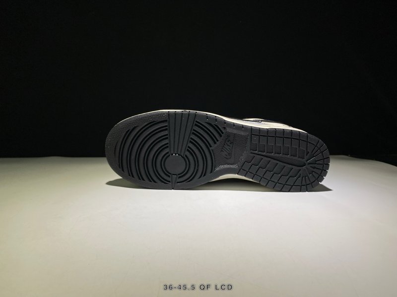 나이키 크 로우 레트로 스니커즈 001-260588