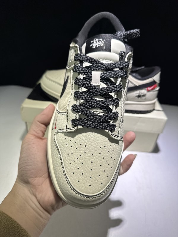 Supreme 콜라보 덩크 로우 캐주얼 스니커즈 001-260651