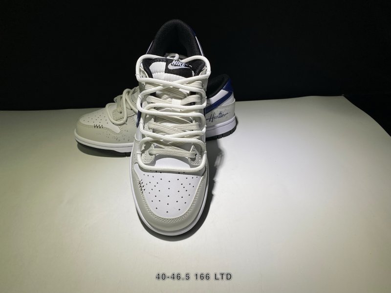 나이키 SB 덩크 로우 프리미엄 가죽 스니커즈 001-260811