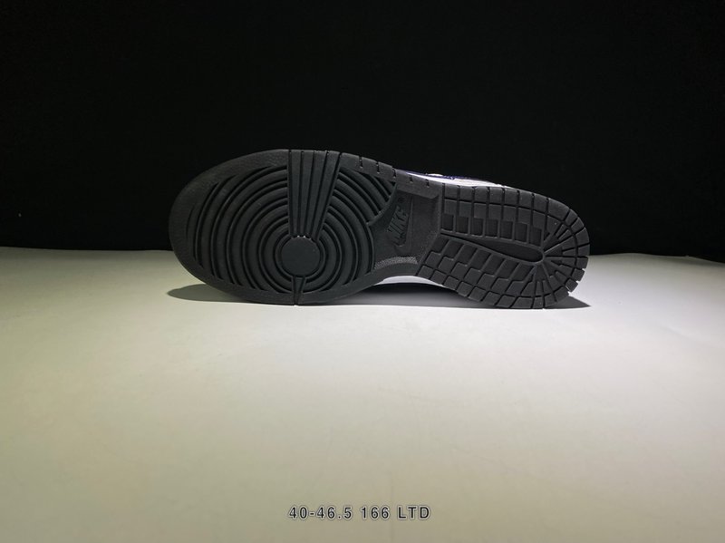 나이키 SB 덩크 로우 프리미엄 가죽 스니커즈 001-260811