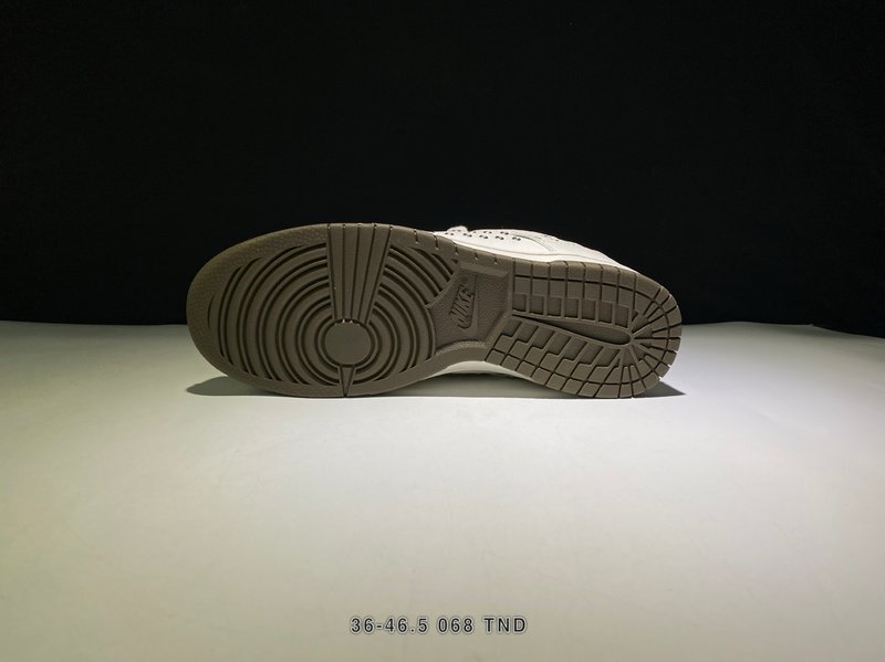 나이키 덩크 로우 레트로 스니커즈 001-260812