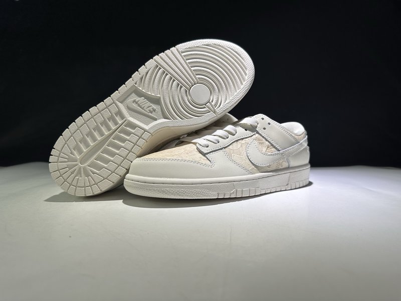 나이키 로우탑 캐주얼 스니커즈 001-260860