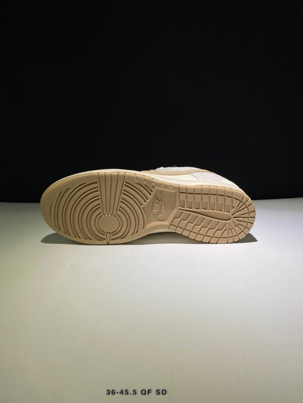 나이키 크 로우 레트로 스니커즈 001-260868