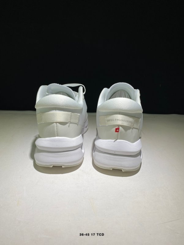 KITH x 온 클라우드존 로우탑 러닝화 001-260954