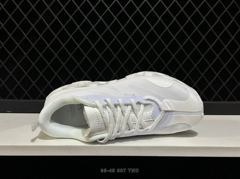 온 클라우드스위프트 K-Tech 1 아웃도어 러닝화 001-260968