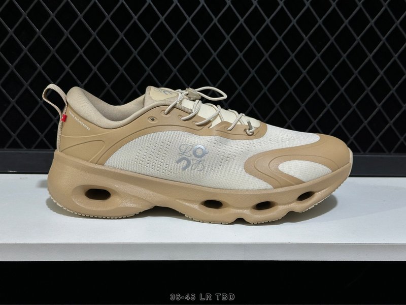 온 클라우드틸트 2 로에베 콜라보 러닝화 001-261044