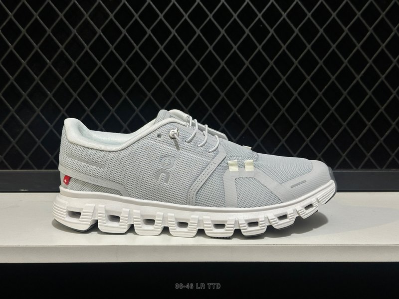 온 클라우드 6 경량 스포츠 캐주얼 슈즈 001-261097