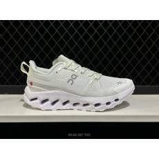 온 클라우드서퍼 트레일 로우탑 러닝화 001-261136