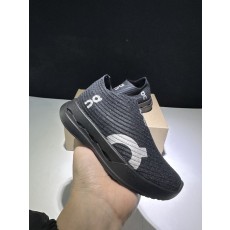 온클라우드붐 스트라이크 키즈 마라톤 러닝화 001-261144