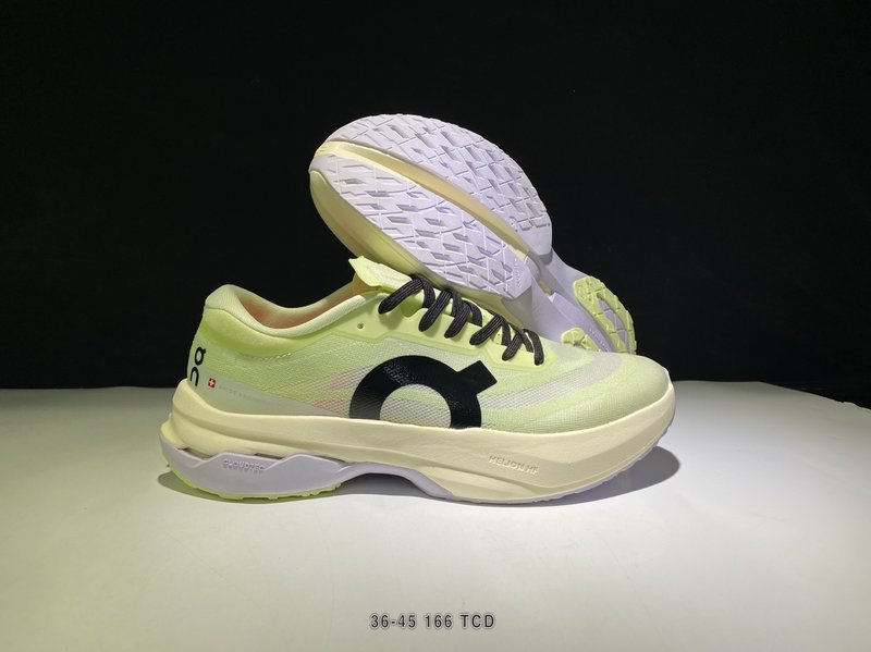 온 클라우드몬스터 3 레트로 러닝화 001-261260